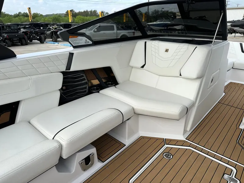 Slide: The Image of Nautique G23 2023 - 20