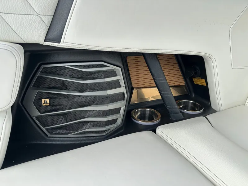 Slide: The Image of Nautique G23 2023 - 22