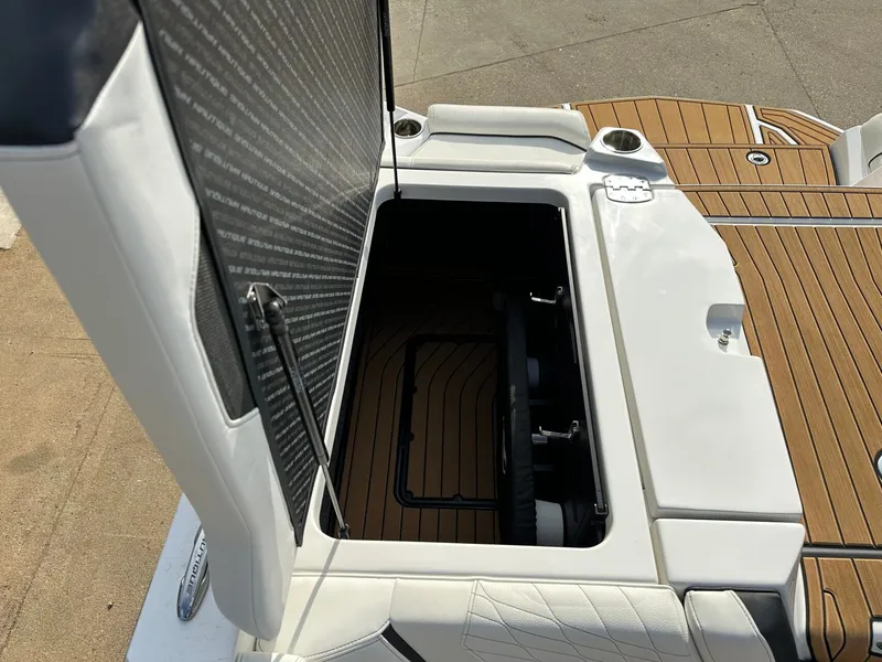 Slide: The Image of Nautique G23 2023 - 47