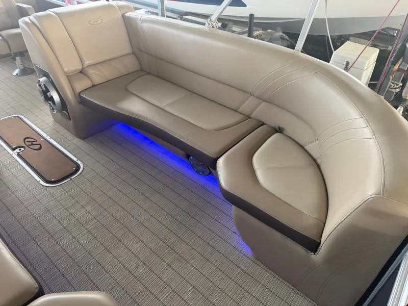 Slide: The Image of Harris 240 Solstice 2018 - 10