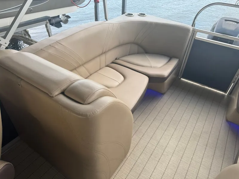 Slide: The Image of Harris 240 Solstice 2018 - 15