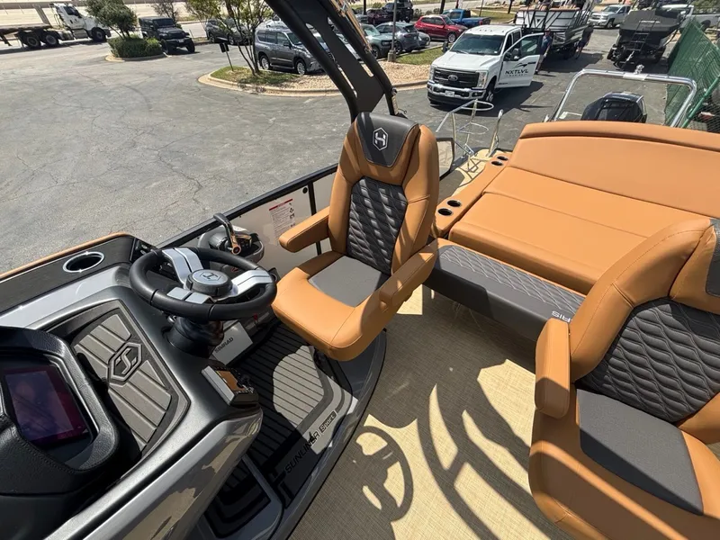 Slide: The Image of Harris Sunliner 250 2026 - 18