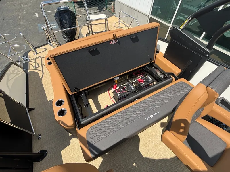 Slide: The Image of Harris Sunliner 250 2026 - 20