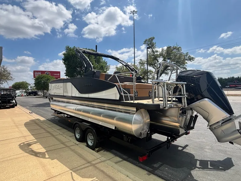 Slide: The Image of Harris Sunliner 250 2026 - 6