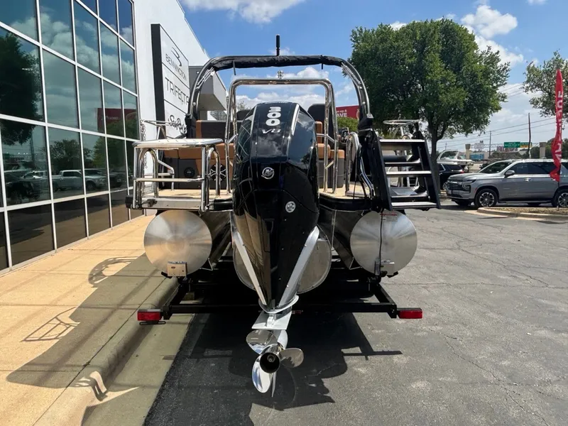 Slide: The Image of Harris Sunliner 250 2026 - 7