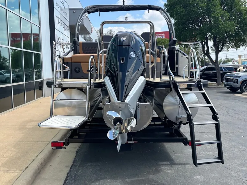 Slide: The Image of Harris Sunliner 250 2026 - 8