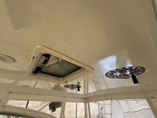 Slide: The Image of Interior view of 2007 Albemarle 36 Express Fisherman with hatch. - 23