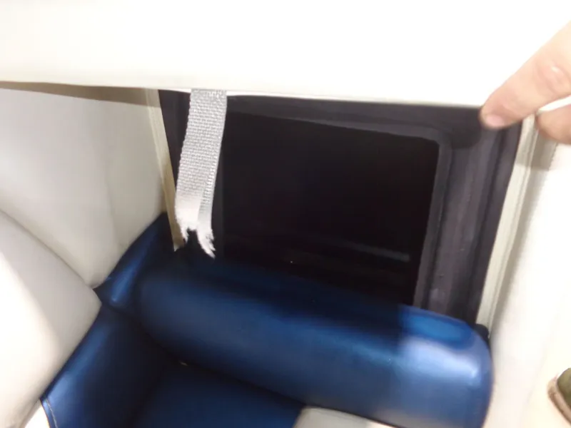 Slide: The Image of Lowe SS190 Super Sport 2013 - 17