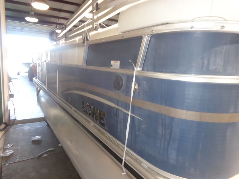 Slide: The Image of Lowe SS190 Super Sport 2013 - 3