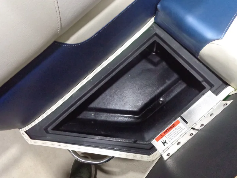 Slide: The Image of Lowe SS190 Super Sport 2013 - 30