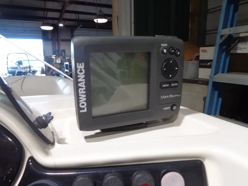 Slide: The Image of Lowe SS190 Super Sport 2013 - 35