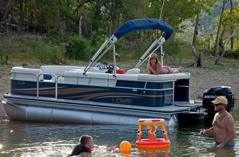 Slide: The Image of Lowe SS190 Super Sport 2013 - 44