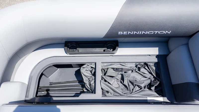 Slide: The Image of Bennington 21 S FISH AND CRUISE 2026 - 21