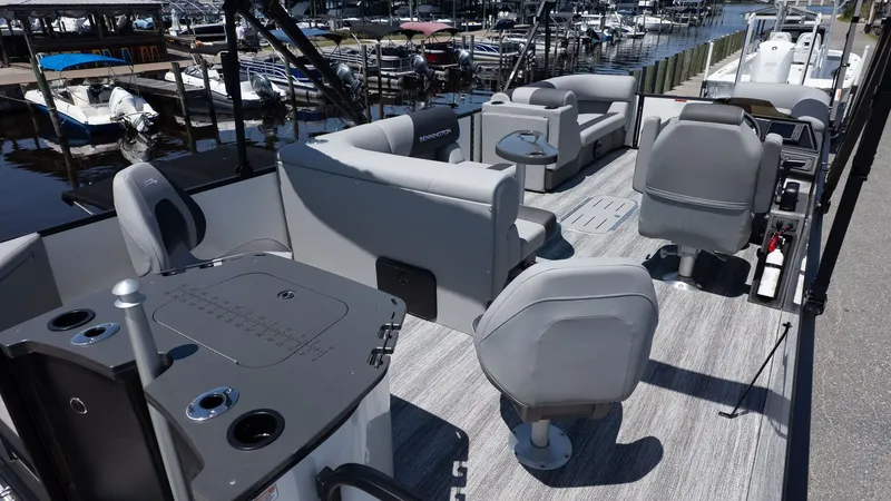 Slide: The Image of Bennington 21 S FISH AND CRUISE 2026 - 8