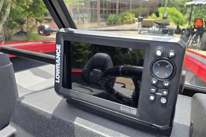 Slide: The Image of Lowrance fish finder on 2026 Tracker Targa V-18 Combo boat dashboard. - 10