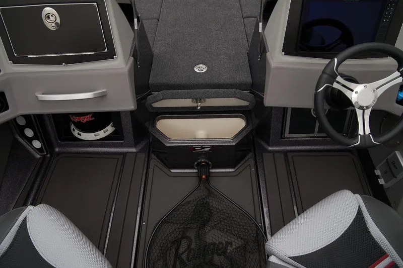 Slide: The Image of Ranger 621FS Pro 2025 - 26