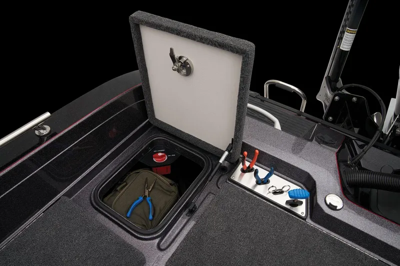 Slide: The Image of Ranger 621FS Pro 2025 - 60