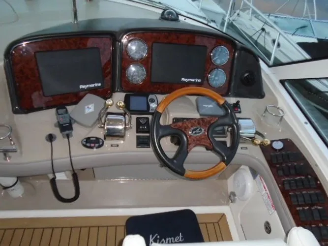 Slide: The Image of 2005 Sea Ray 500 Sundancer - Image 17 - 17