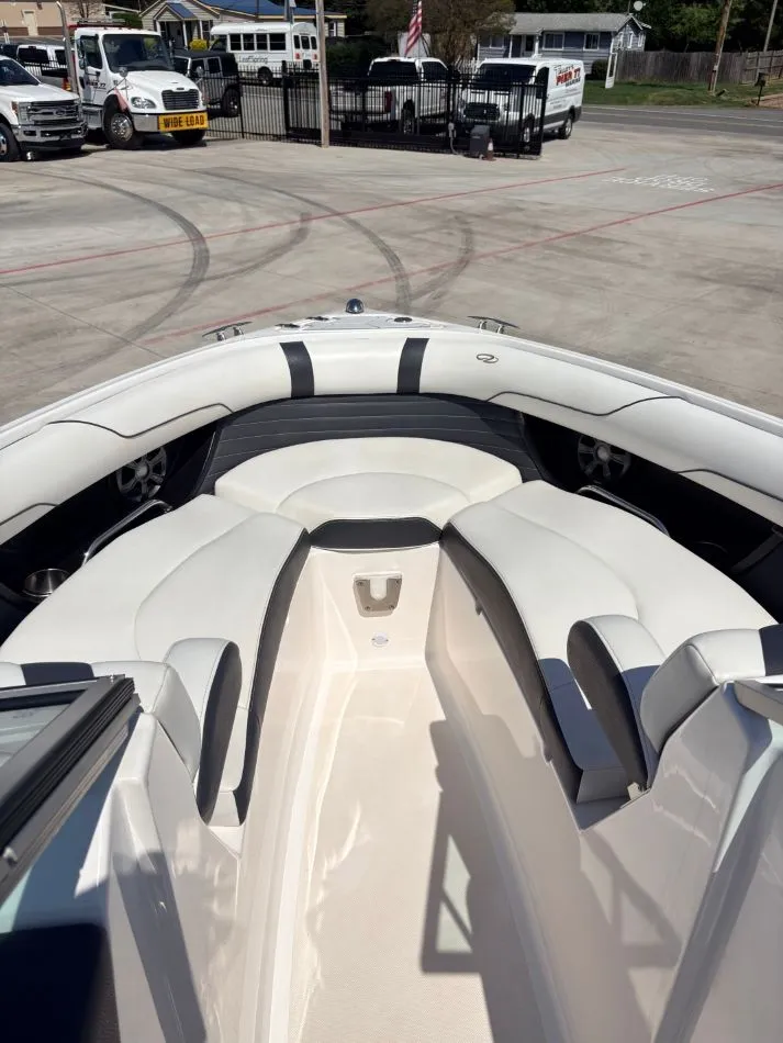 Slide: The Image of Regal 2300 Bowrider 2017 - 19