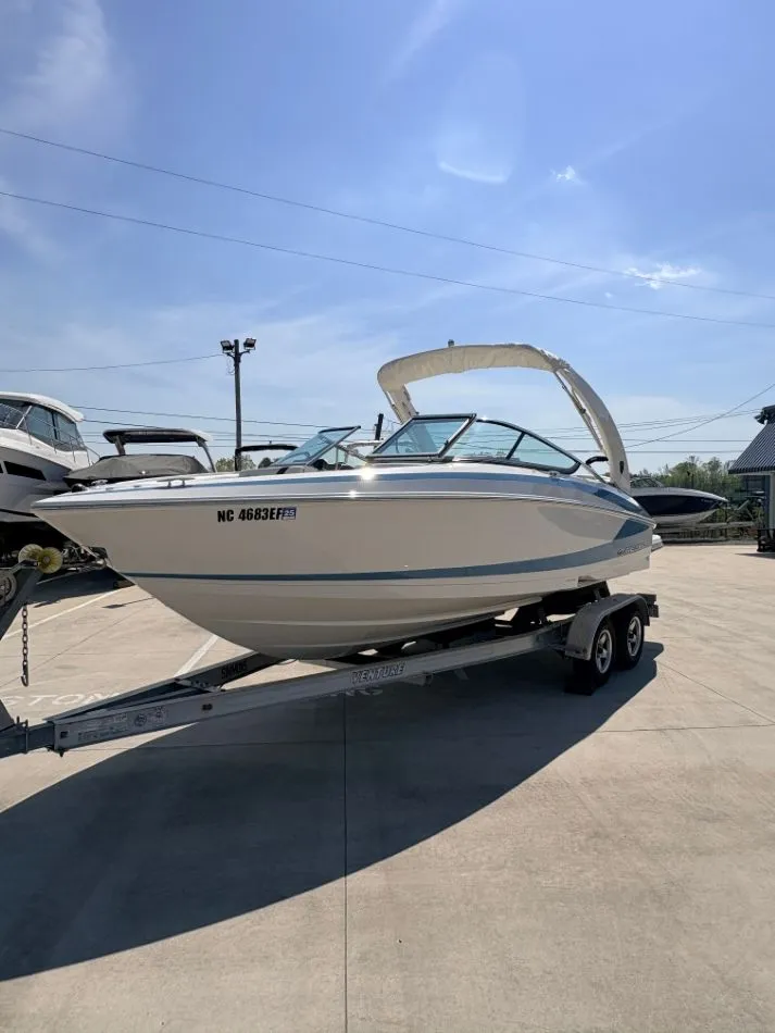 Slide: The Image of Regal 2300 Bowrider 2017 - 5
