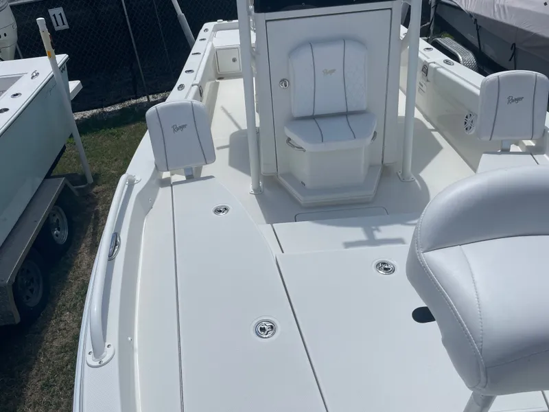 Slide: The Image of Ranger 2510 Bay 2022 - 61