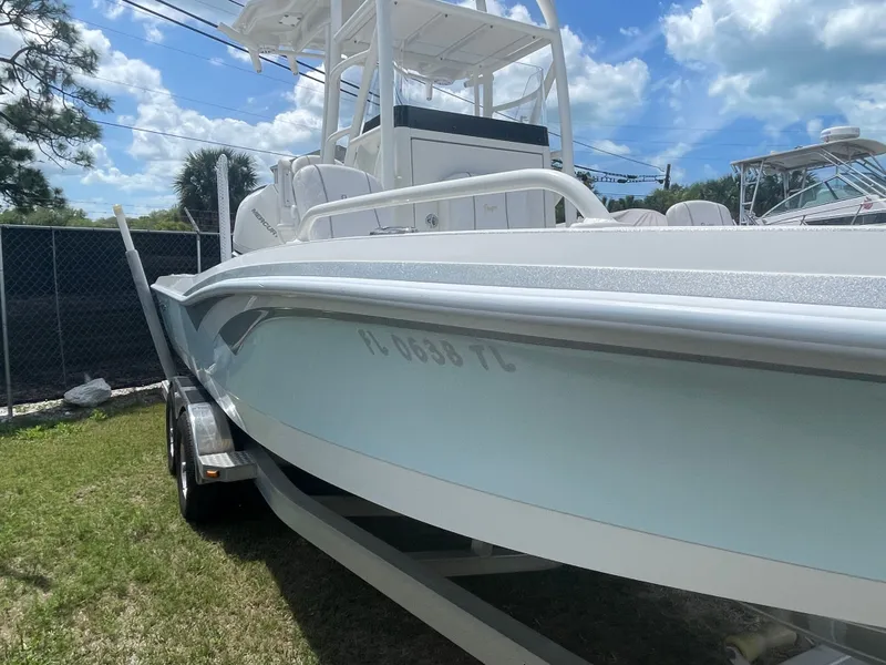 Slide: The Image of Ranger 2510 Bay 2022 - 4