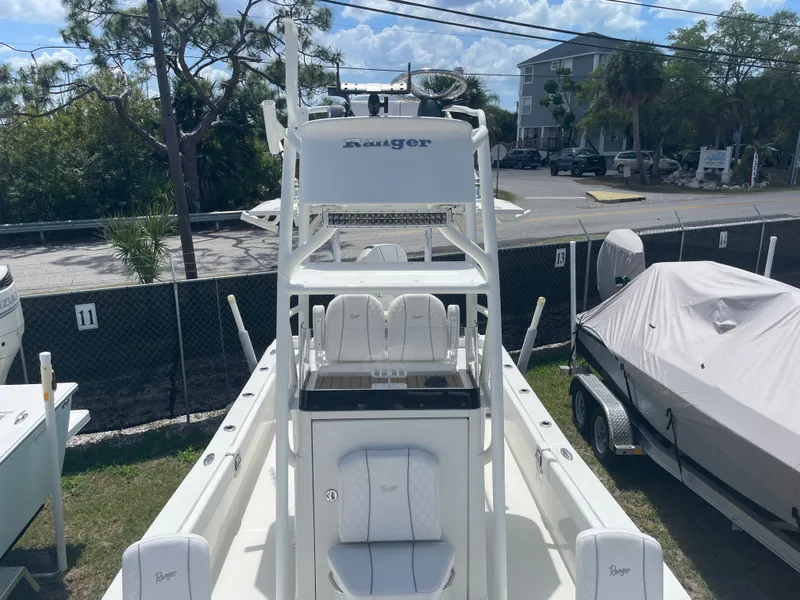 Slide: The Image of Ranger 2510 Bay 2022 - 60