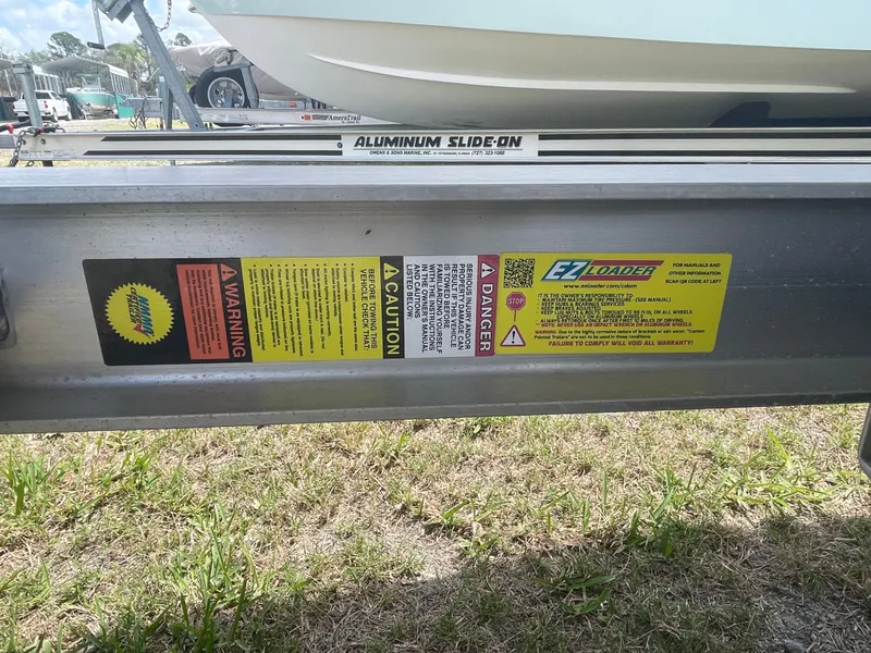 Slide: The Image of Ranger 2510 Bay 2022 - 8