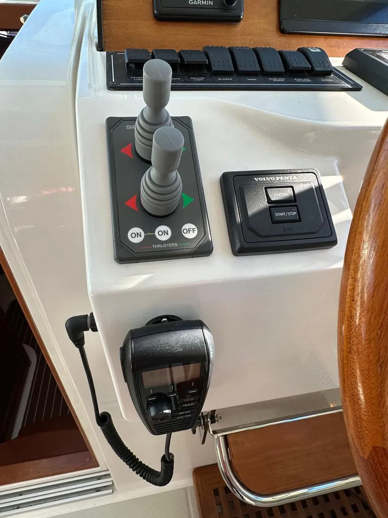 Slide: The Image of Helm, Port Lower - 24