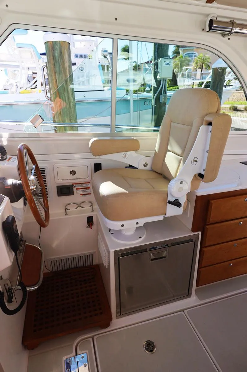 Slide: The Image of Helm, Looking Outboard - 26