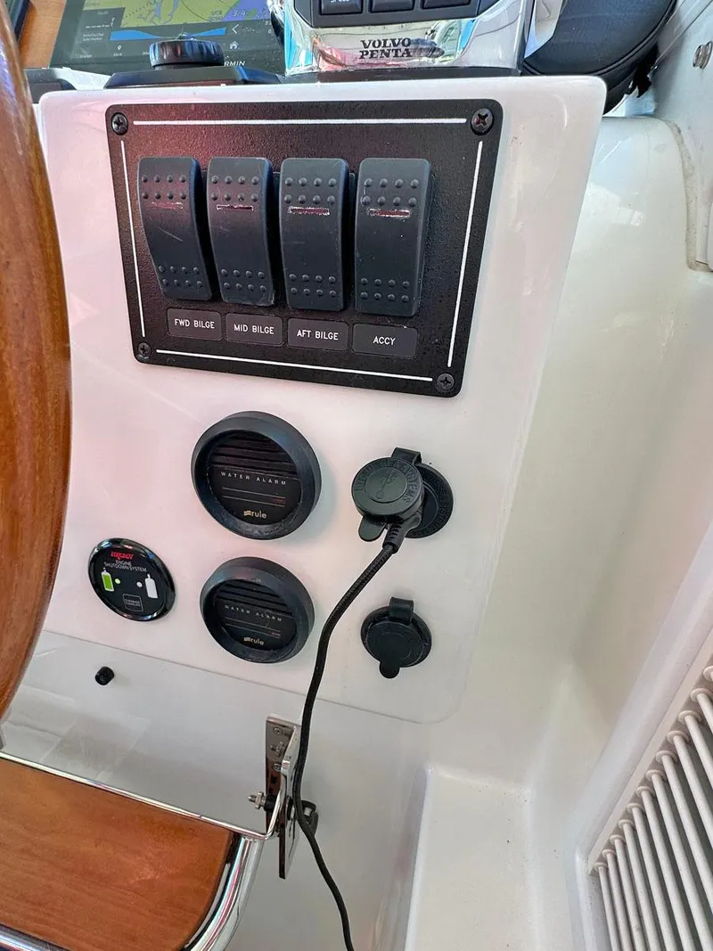 Slide: The Image of Helm, Stbd Lower - 27