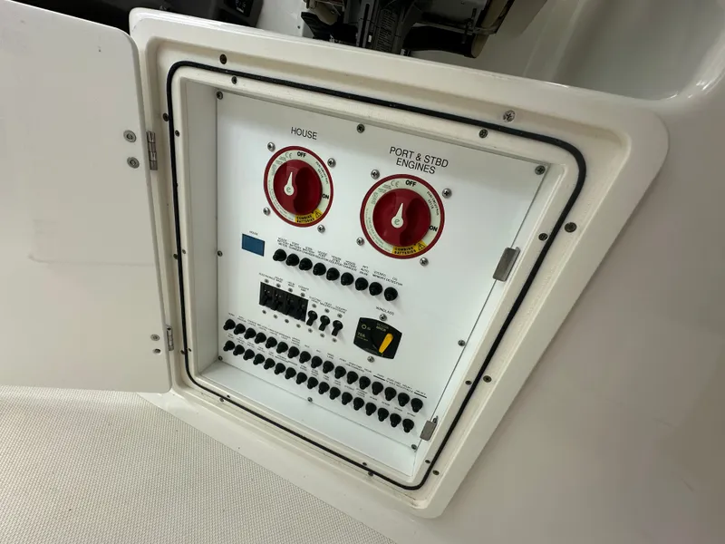 Slide: The Image of Pursuit DC 295 Dual Console 2020 - 18