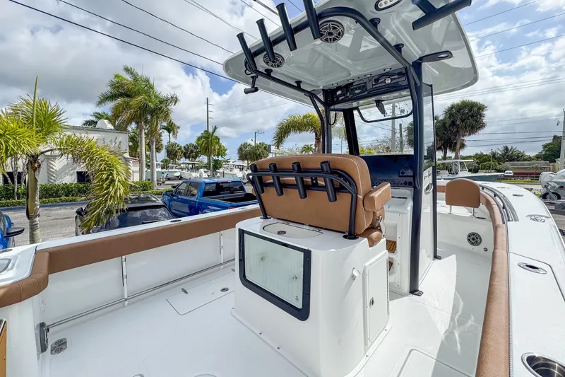 Slide: The Image of Sea Hunt Gamefish 27 Forward Seating 2026 - 5
