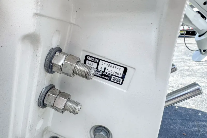 Slide: The Image of Sea Hunt Gamefish 30 Coffin Box 2026 - 9