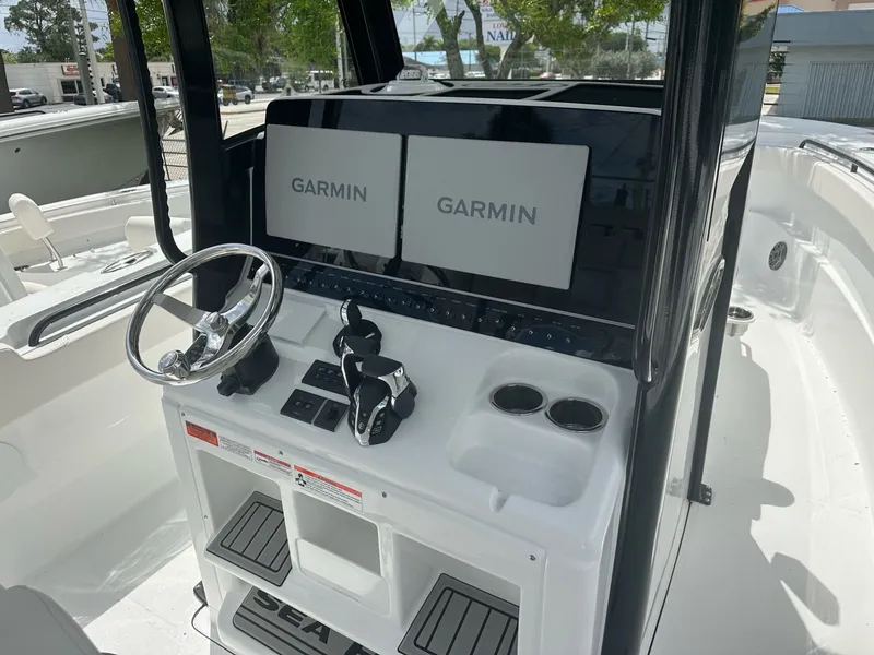 Slide: The Image of Sea Hunt Gamefish 30 Coffin Box 2026 - 6