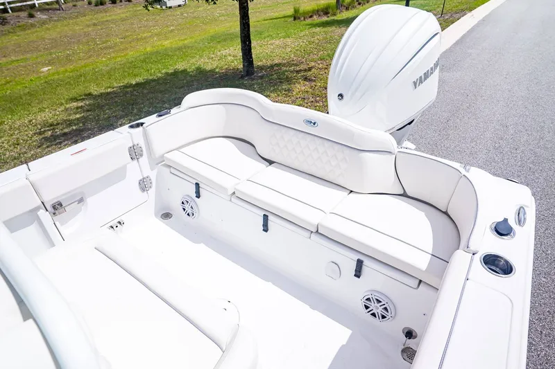 Slide: The Image of Interior of Sea Hunt Ultra 245 SE boat, model year 2026. - 6