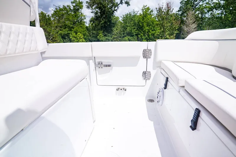 Slide: The Image of Interior of Sea Hunt Ultra 245 SE boat, model year 2026. - 7