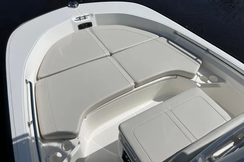 Slide: The Image of Interior view of the 2026 Boston Whaler 190 Montauk boat. - 17