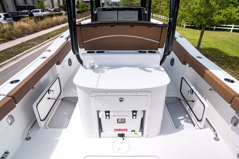 Slide: The Image of Interior view of Sea Hunt ULTRA 285CB boat, model year 2026. - 11