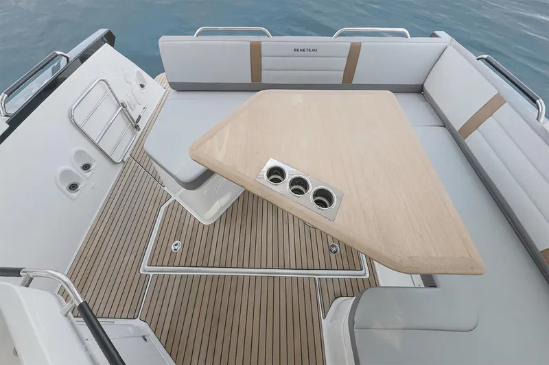 Slide: The Image of Manufacturer Provided Image: Interior of Beneteau Gran Turismo 32 yacht, 2025 model. - 21