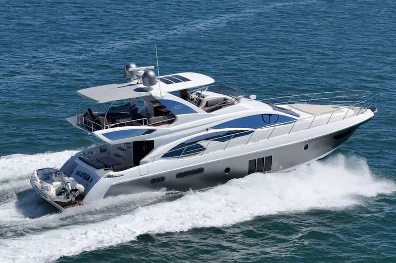Slide: The Image of Azimut 60 Fly 2016 - 10