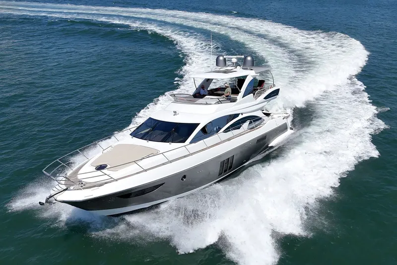 Slide: The Image of Azimut 60 Fly 2016 - 2