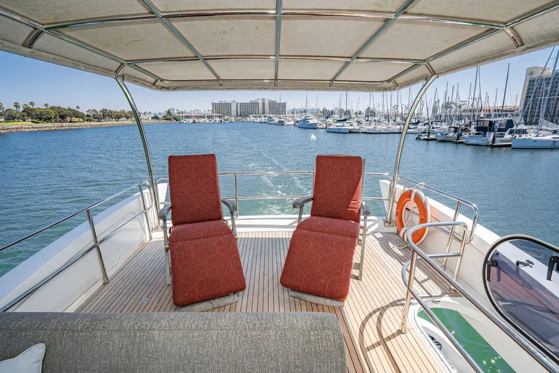 Slide: The Image of Azimut 60 Fly 2016 - 24