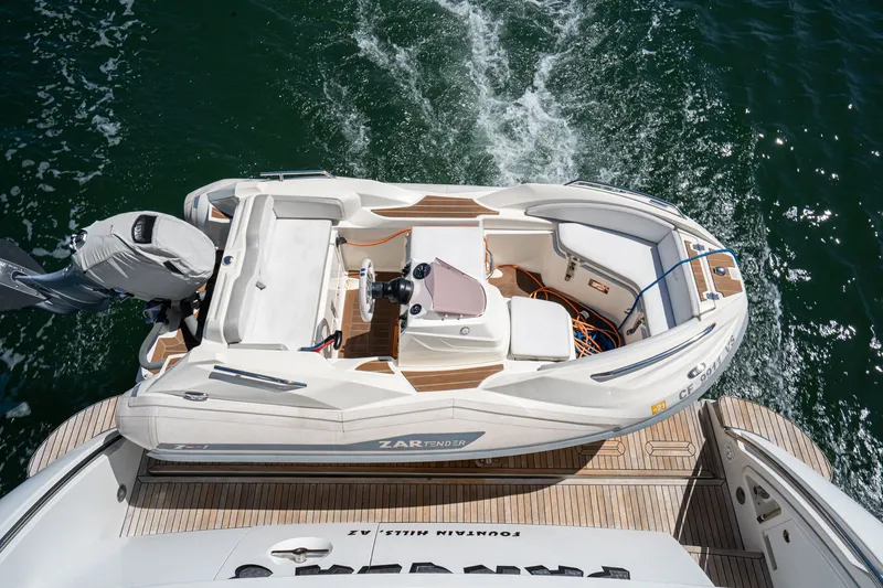 Slide: The Image of Azimut 60 Fly 2016 - 26