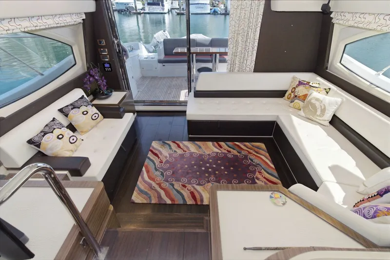 Slide: The Image of Azimut 60 Fly 2016 - 29