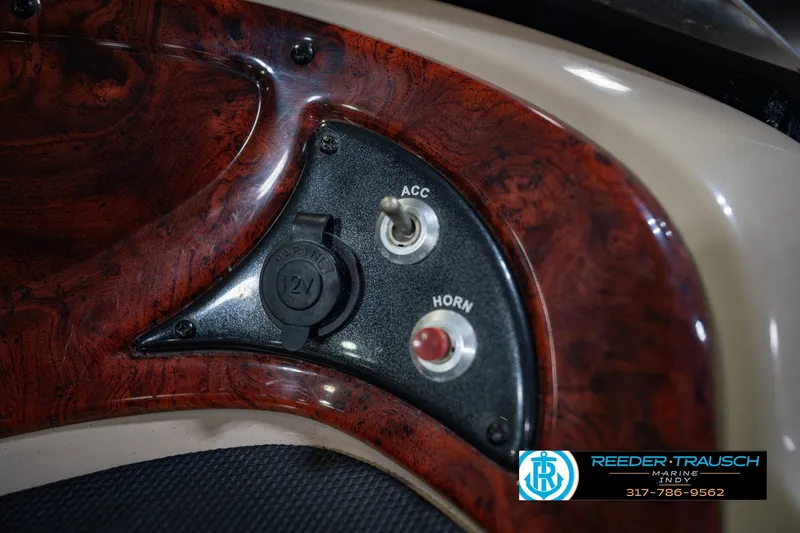 Slide: The Image of Control panel of 2014 Sun Tracker Party Barge 20 DLX with ACC and horn switches. - 33