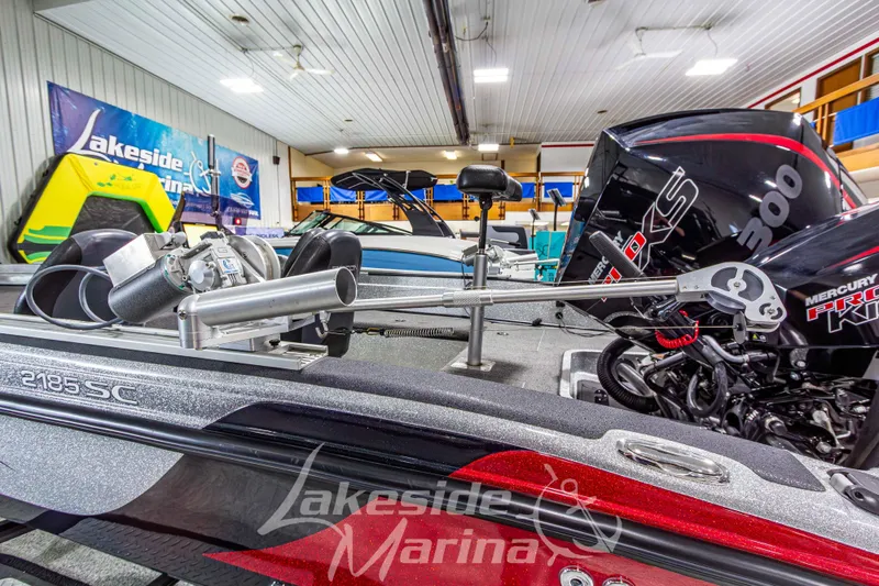 Slide: The Image of 2019 Recon 2185 SC boat with Mercury Pro XS engine at Lakeside Marina. - 13