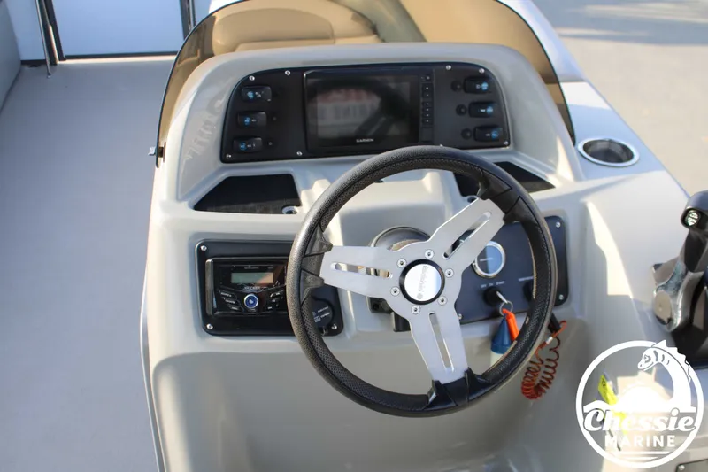 Slide: The Image of Manitou Aurora 230 VP 2020 - 12