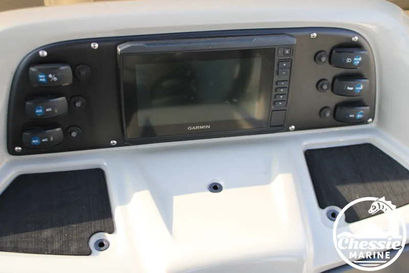 Slide: The Image of Manitou Aurora 230 VP 2020 - 13