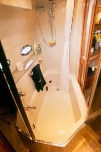 Slide: The Image of Manufacturer Provided Image: Master Head - 14